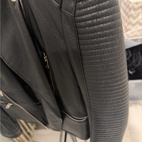 Zara Quilted Black Leather Jacket - Picture 3 of 3